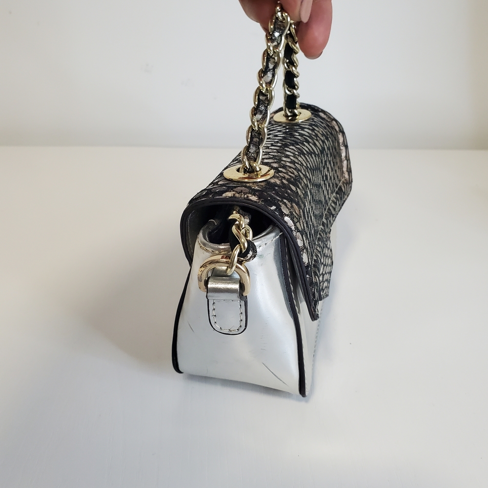 Silver and Black Snakeskin Women's Bag - Picture 4 of 10